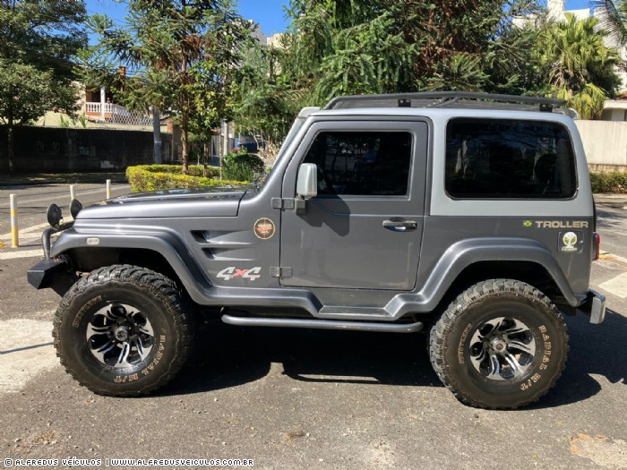 Troller T4 TDI 3.0 4X4 2011/2011